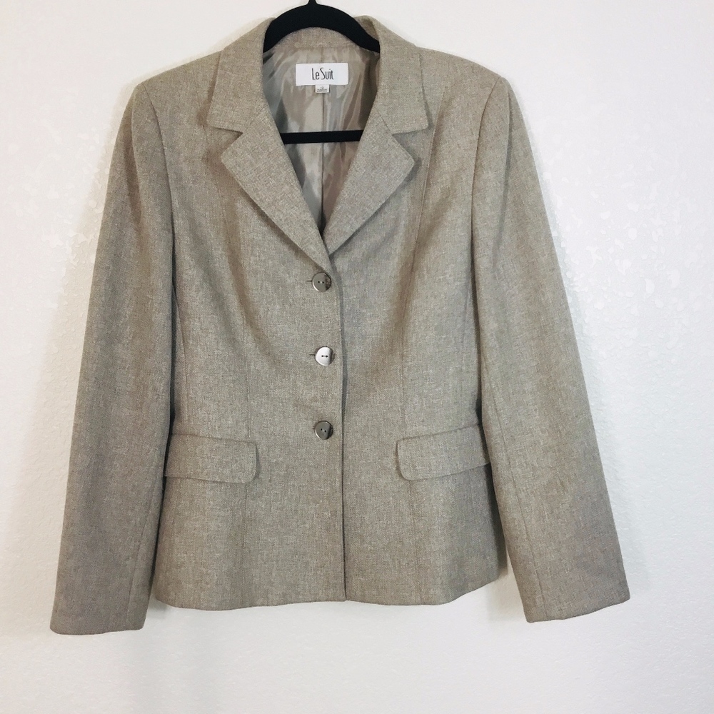Le Suit tan blazer sz 12